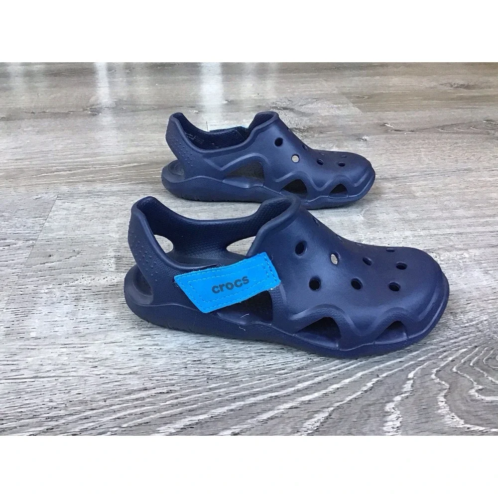 Crocs Swiftwater Wave K Kids Boys Size 1 J1 Navy Blue Water Shoes Sandals